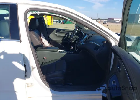 2017 Chevrolet Impala 1Lt z USA, uszkodzony, nr VIN 2G1105S31H9118626